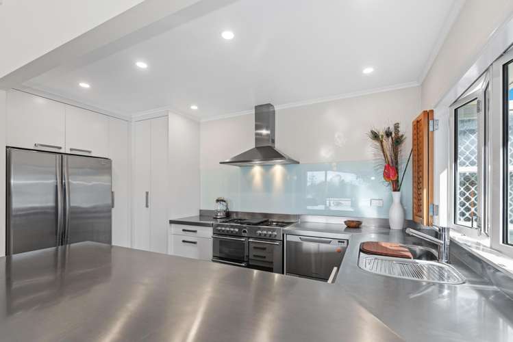 29 Lyndhurst Road Te Atatu South_7