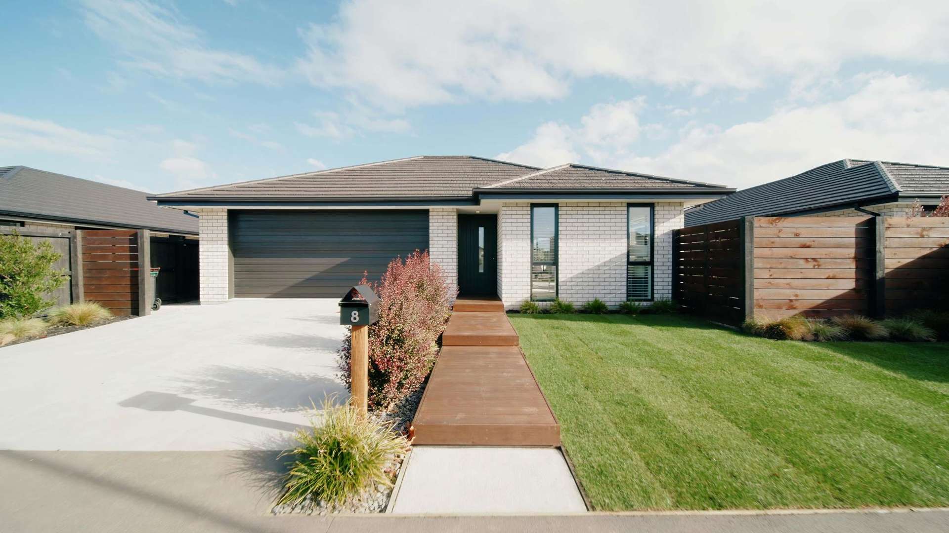 8 Letitia Street Burwood_0