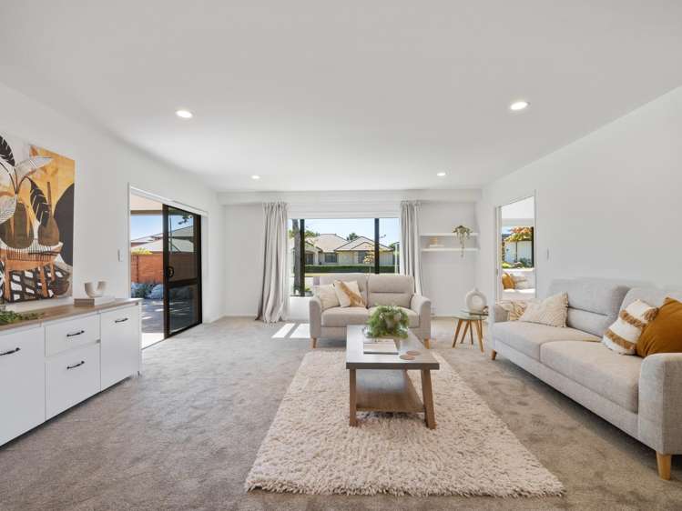 40 Travis Country Drive Burwood_3