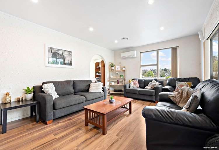 48 Captain Scott Road Glen Eden_5