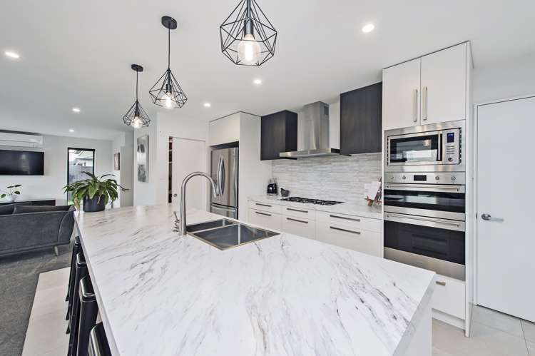 23 Whitehorn Drive Lincoln_6