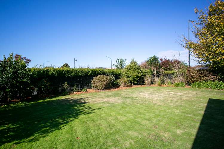 21 Norfolk Drive Cambridge_22