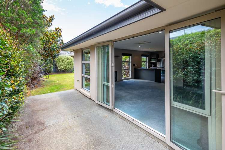 50 Heathridge Place Lincoln_19