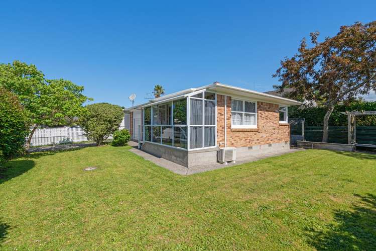 1A The Circle Manly_2