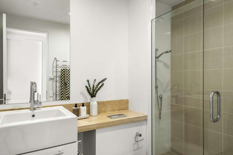 10/258 Hurstmere Road Takapuna_19