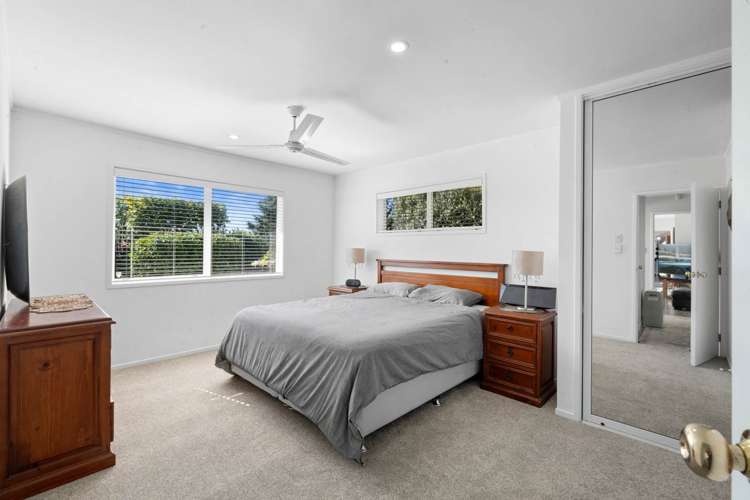 13 Carriage Close Northpark_10