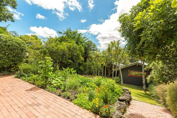 6 Waterview Road Stanley Point_41