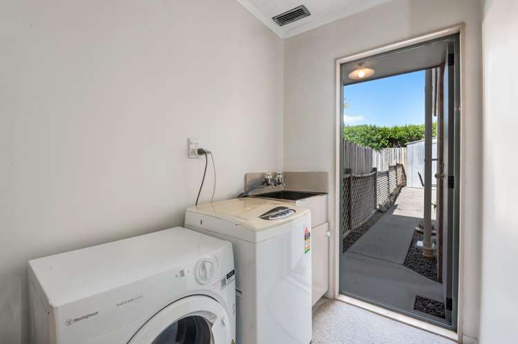 6 The Boulevard Red Beach_14