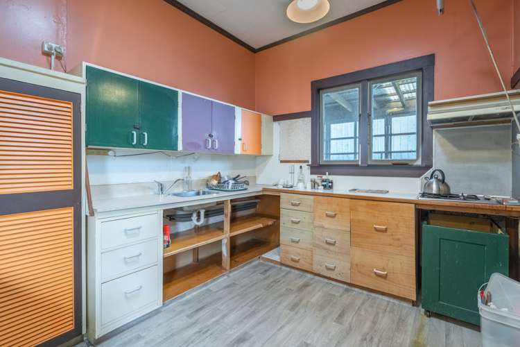 64 Hastings Street Ohai_10