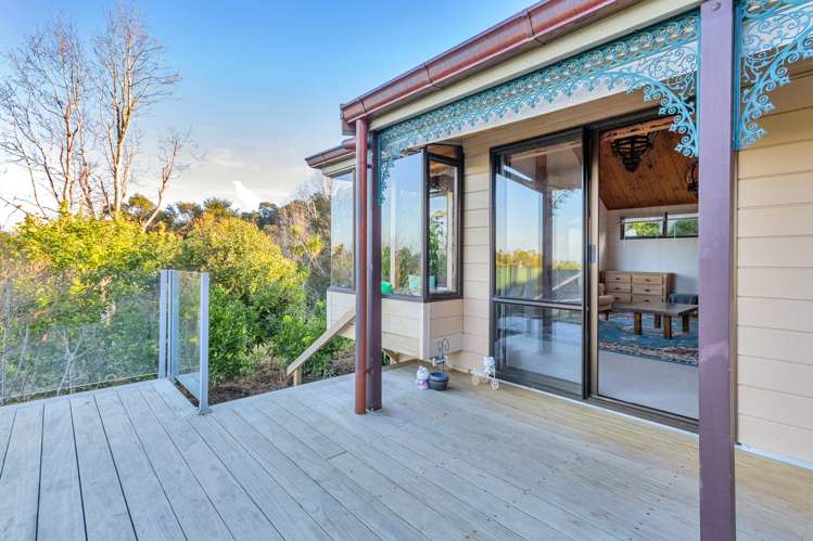 52 Rauhuia Crescent Parau_7