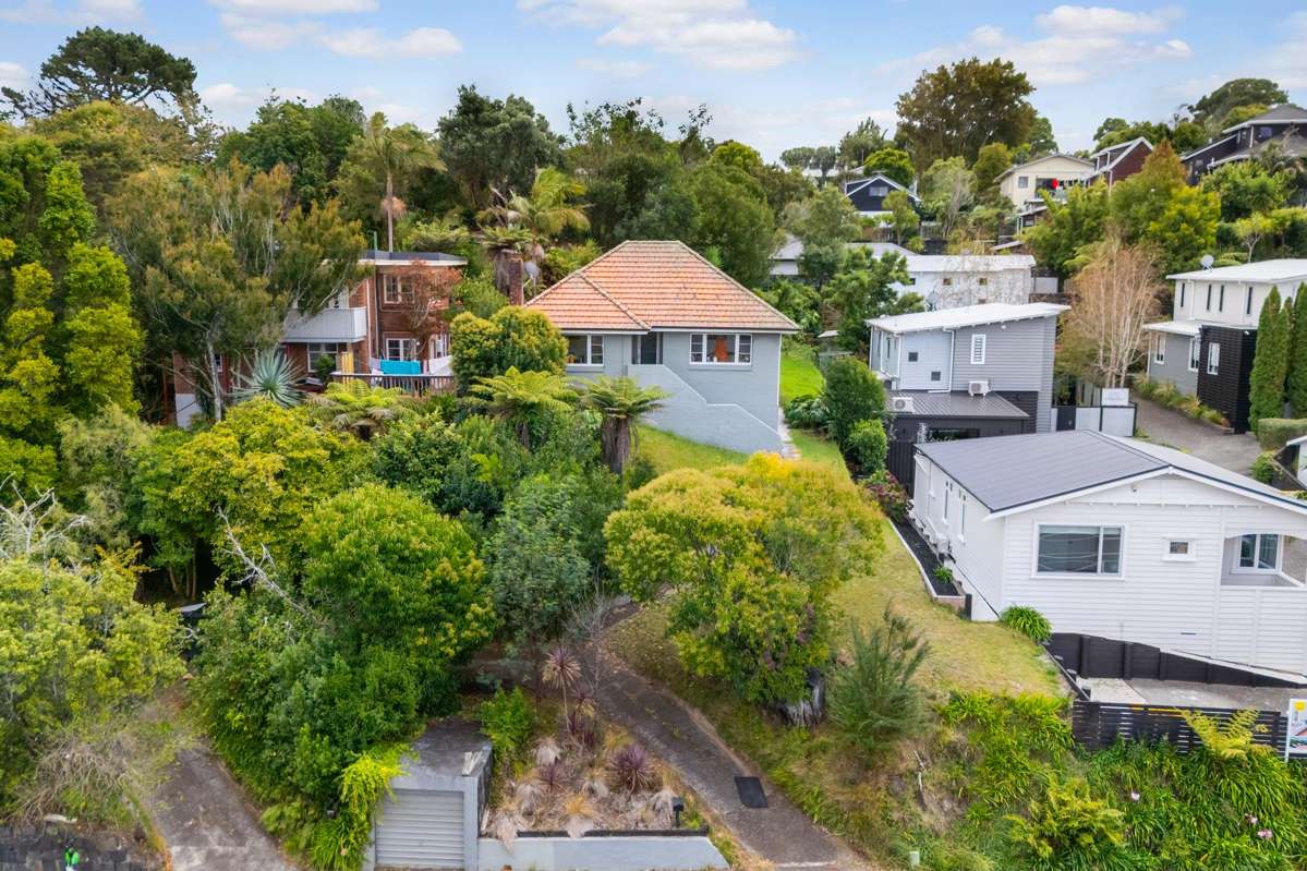 711 Great North Road_5