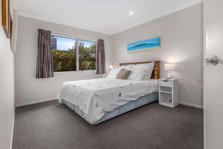 81 The Drive Paraparaumu Beach_16