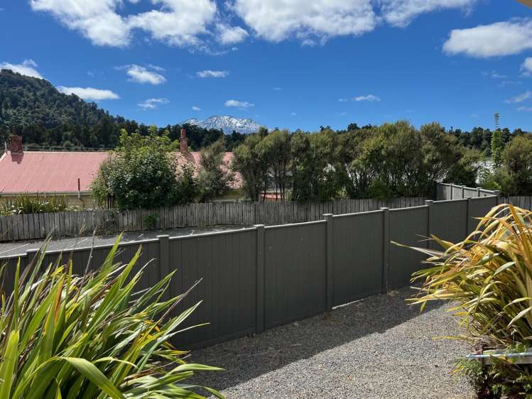 62A Thames Street Ohakune_26