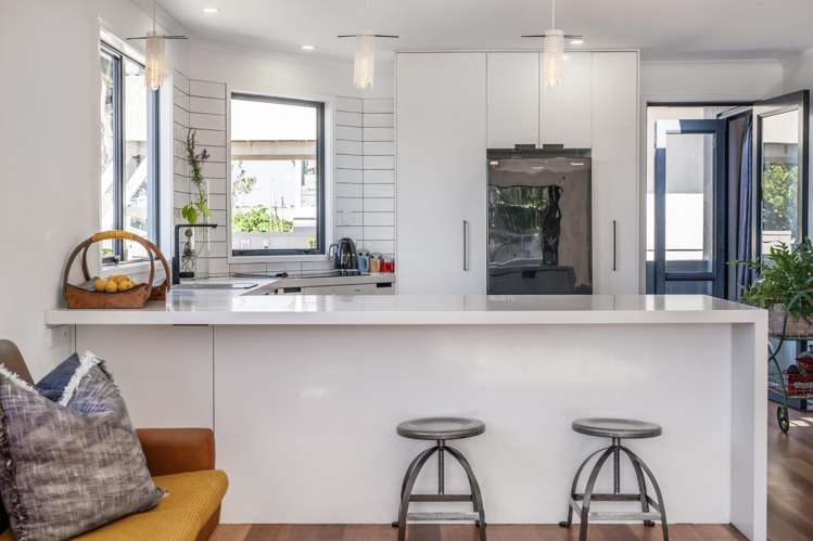 16a Valley Road Browns Bay_16