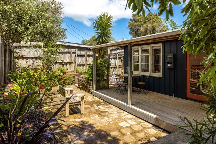 19 Ridge Road Oneroa_24