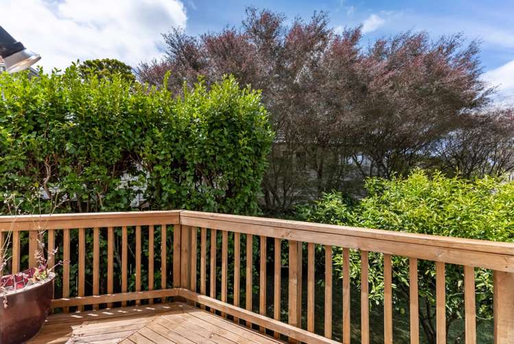 2/11 Waratah Street Birkenhead_12