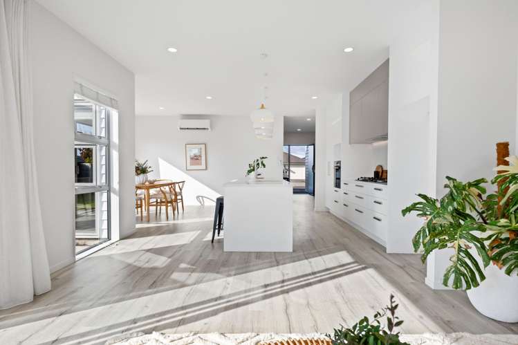 8 Aporo Drive_3