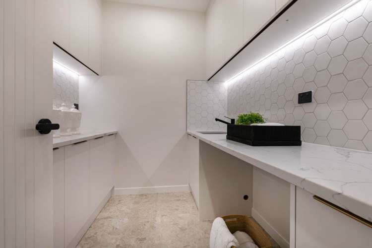 2 Parish Drive Wainui_20