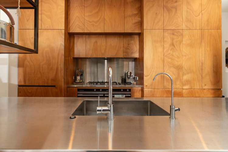 69 Marine Parade Seatoun_8