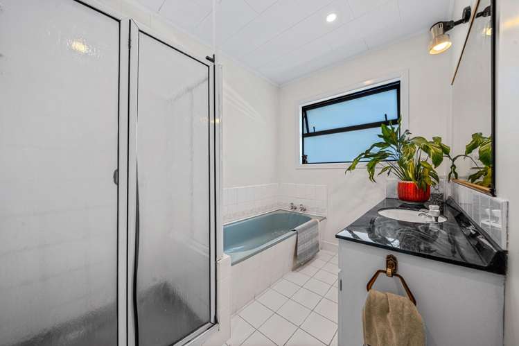 25 Hillcrest Street Solway_15