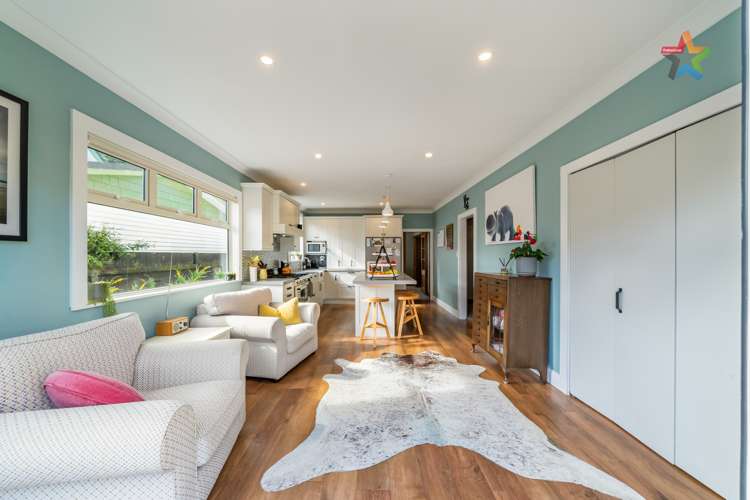 18 Riddiford Street Woburn_8