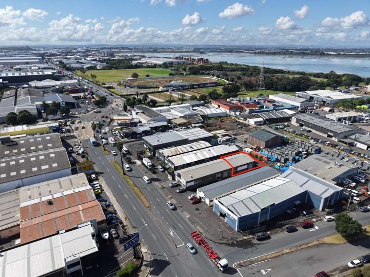 2/155 Neilson Street Onehunga_2