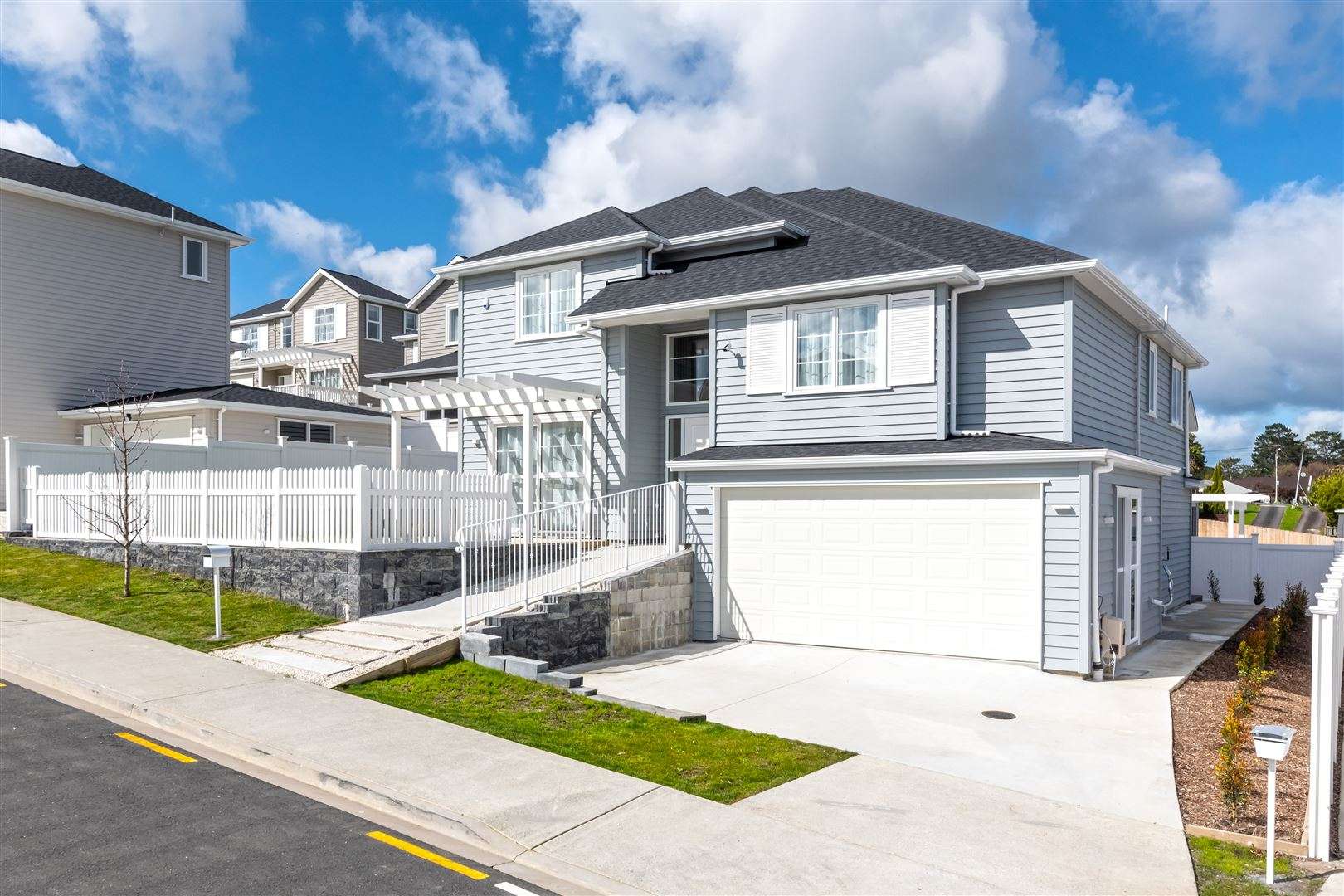 7 Bela Vista Boulevard Ranui Waitakere City Houses For Sale One Roof