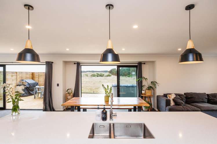 13 Oxnam Place Foxton Beach_11