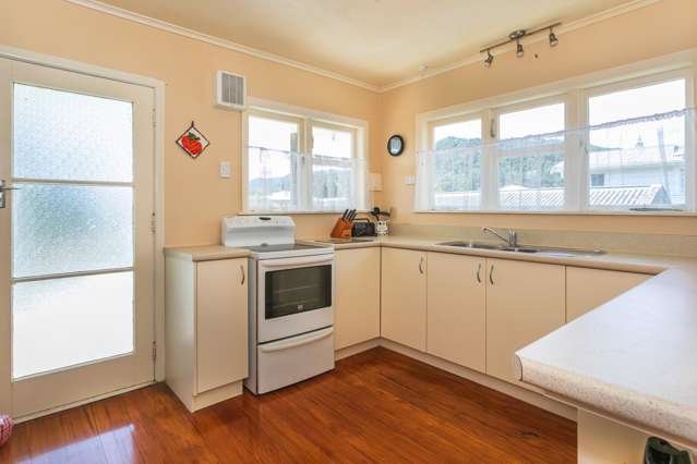 18 Tatahi Street Te Puru_3