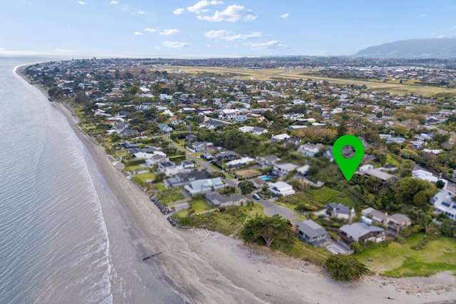 19 Groves Road Raumati Beach_2