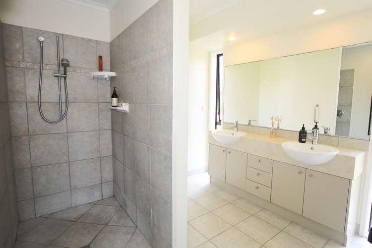 5272 Kaipara Coast Highway Wellsford_20