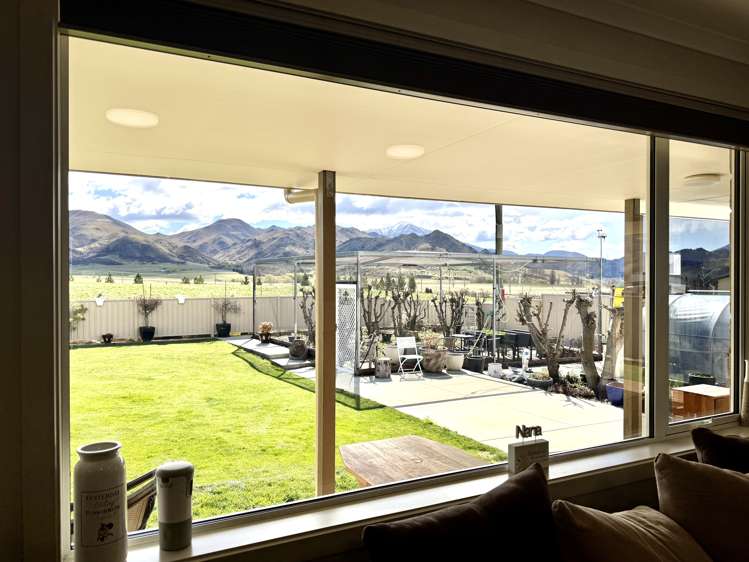 8 Sunset Place Otematata_24