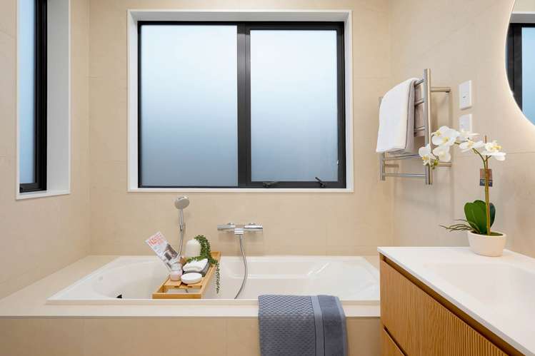 8 Mahogany Street Westgate_21