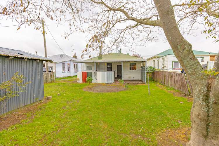 8 Grey Street Masterton_12