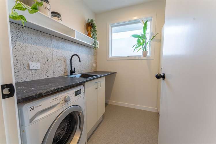 105 Grants Road Marchwiel_13