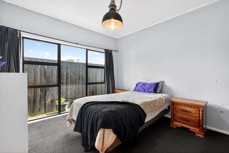 975 Fergusson Drive Ebdentown_11