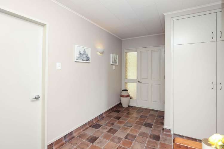 157 Middle Road Allenton_13