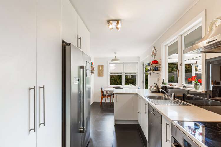 55 Graham Avenue Te Atatu Peninsula_12