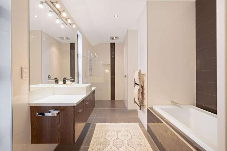 19 Tall Oaks Way Bethlehem_24