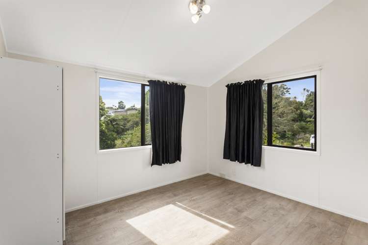 85a Fairclough Road Beach Haven_12