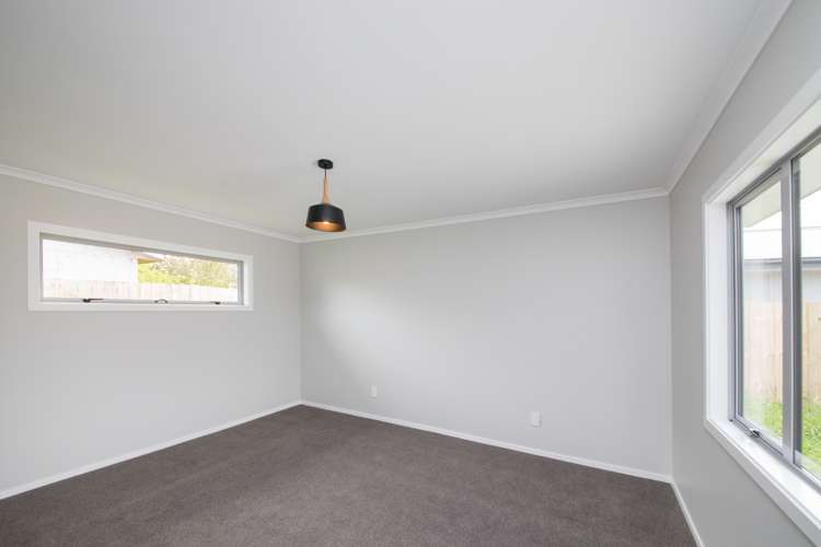 28 Wescombe Grove Feilding_10