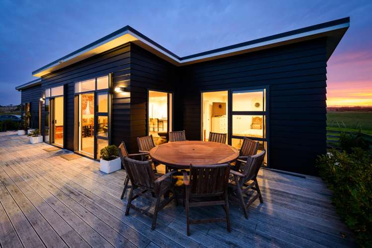 567 Lethbridge Road Halcombe_12