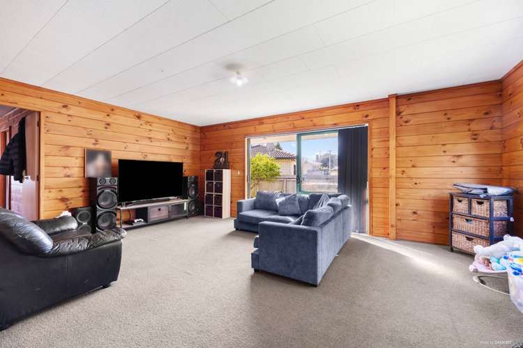 8 Sambrooke Crescent Flat Bush_28