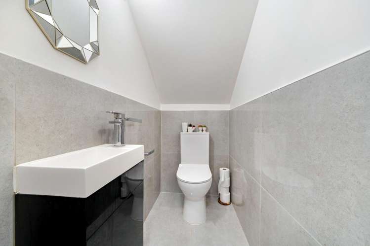 2 Dewan Lane Papatoetoe_13