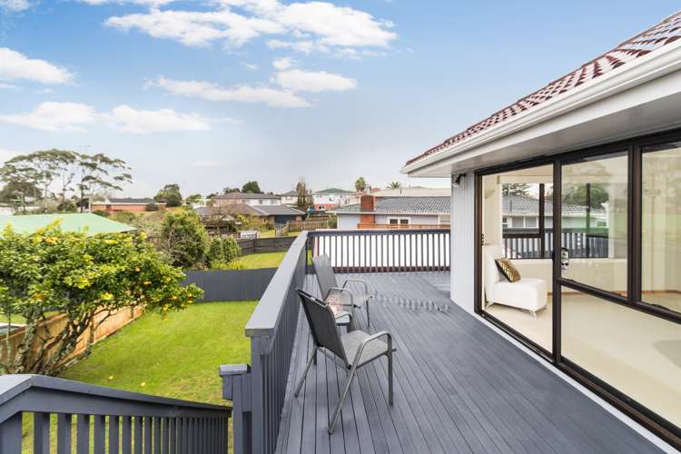 244 Te Atatu Road Te Atatu South_16