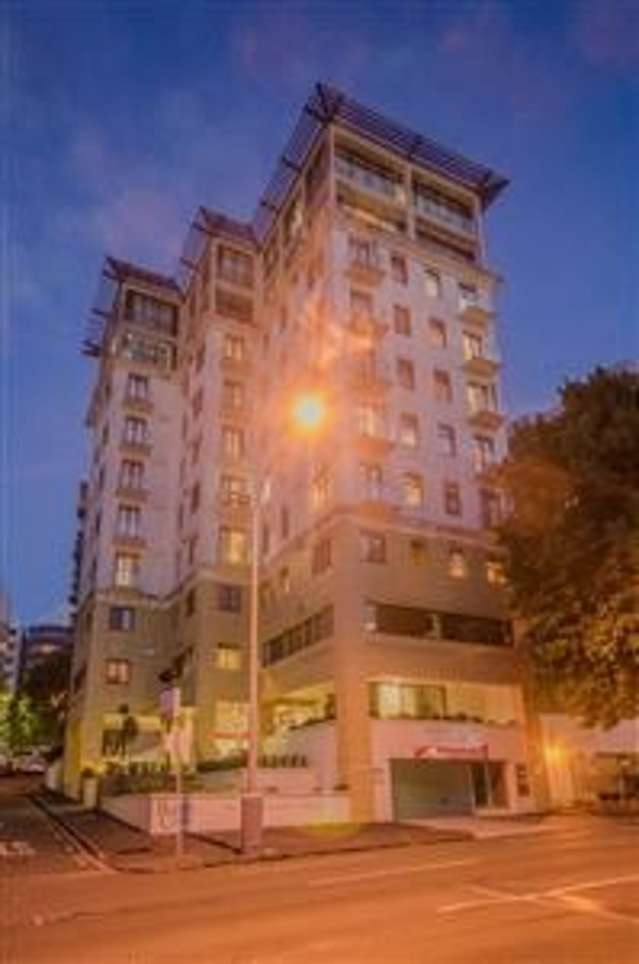 Hotel Living at the top of Nelson St