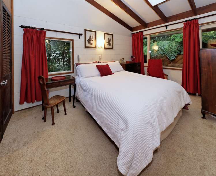 11 Taraire Road Titirangi_12