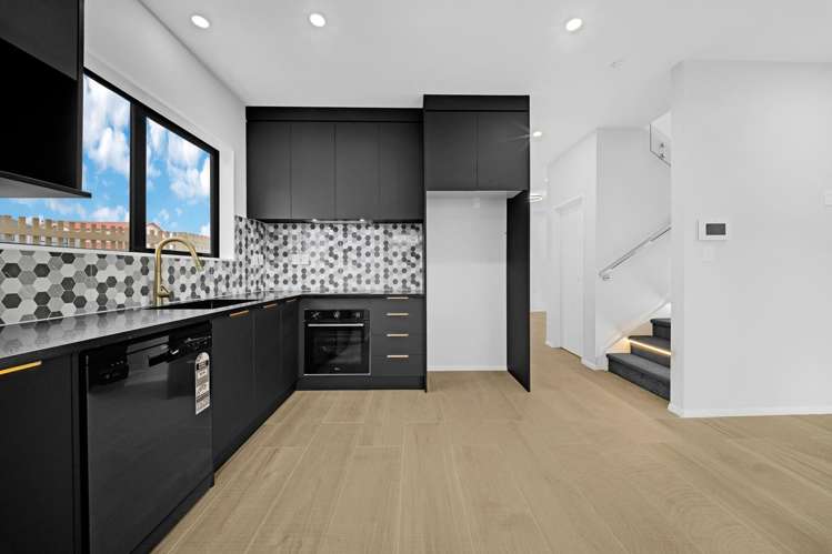 1/12 Sheralee Place Bucklands Beach_6