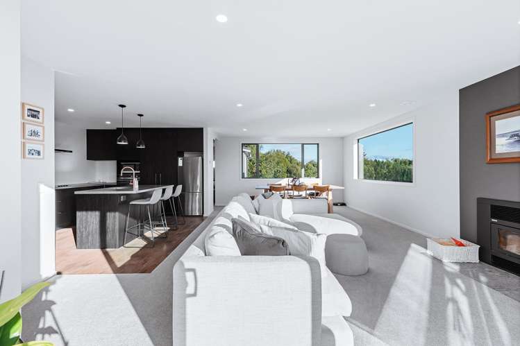 5 Glendas Way Acacia Bay_9