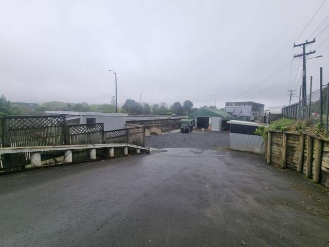 Functional Warehouse with Generous Yard